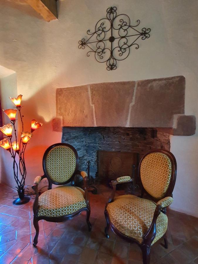 Chambre D'Hotes Au Chateau De Belcastel Belcastel  Buitenkant foto