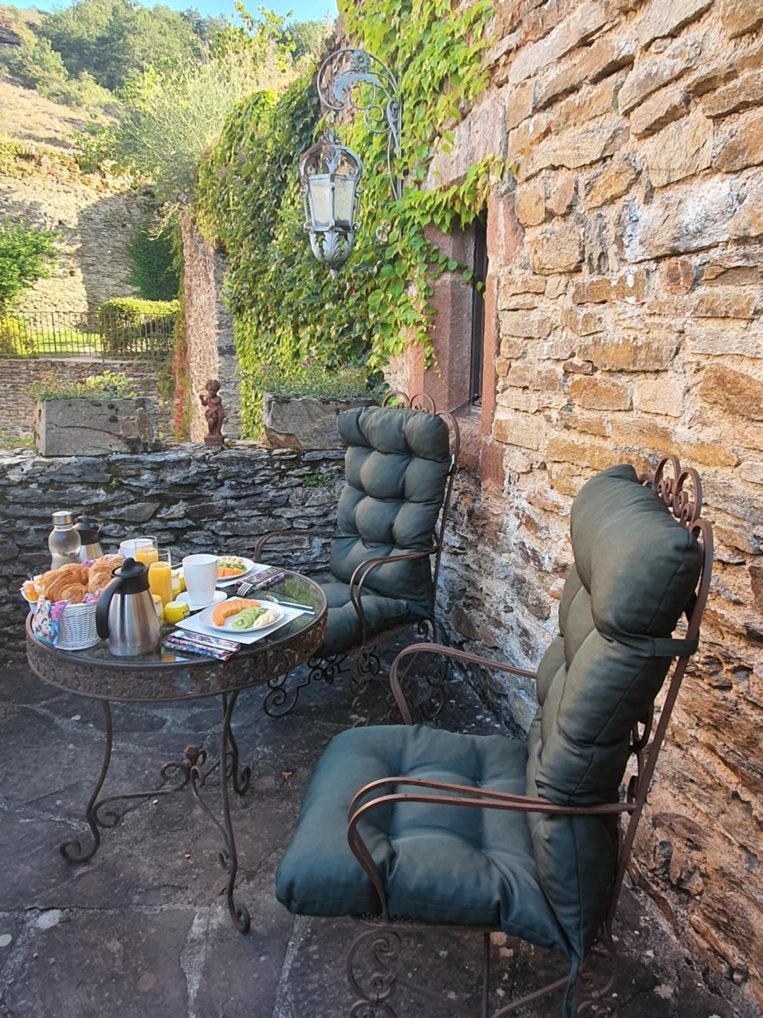 Chambre D'Hotes Au Chateau De Belcastel Belcastel  Buitenkant foto